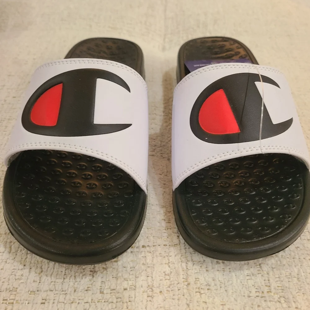 NEW Champion Little Boy Girls Slide Sandals Sz 4 Black White Lightweight Slip On